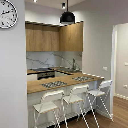 Elior Comfort New Bazaar Apartamento Tirana
